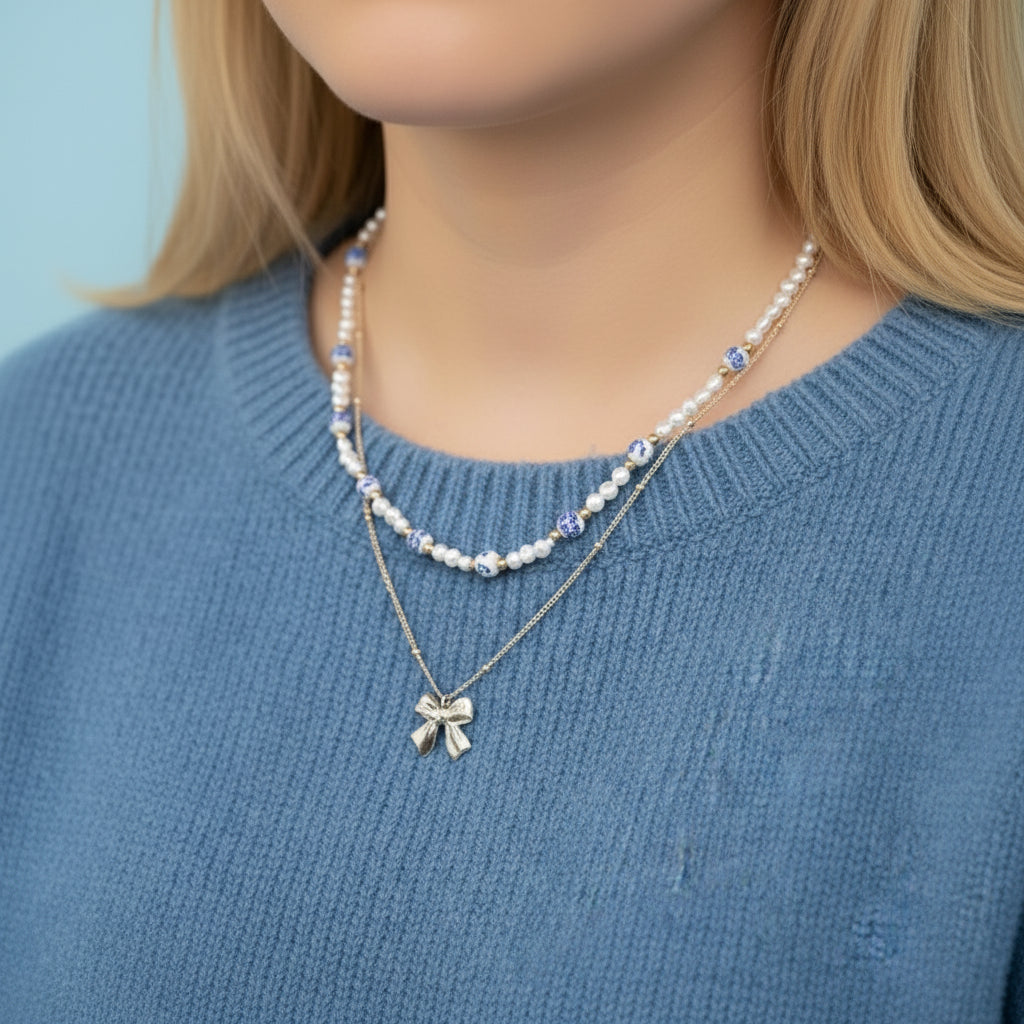 Necklace with pearl and beaded strands