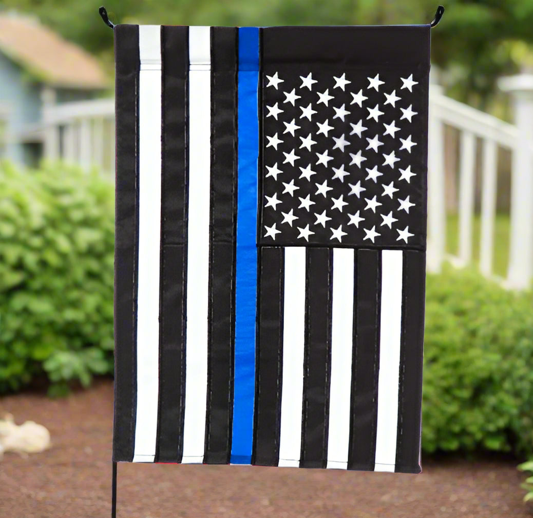 Evergreen Garden Flag - Summer & Patriotic