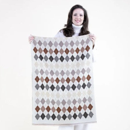 Diamond Gradient Scarf - Beige
