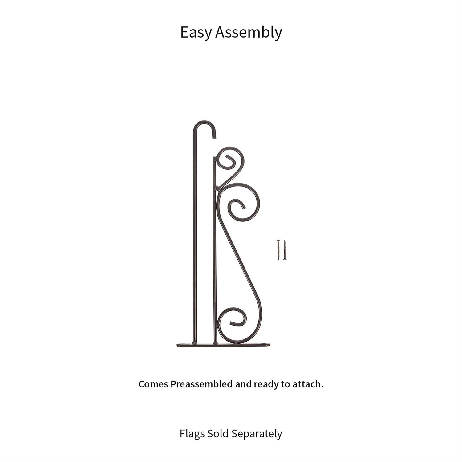 Diagram of a decorative flag hanger with text indicating easy assembly and preassembly.