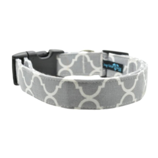 Gray Quatrefoil Collar