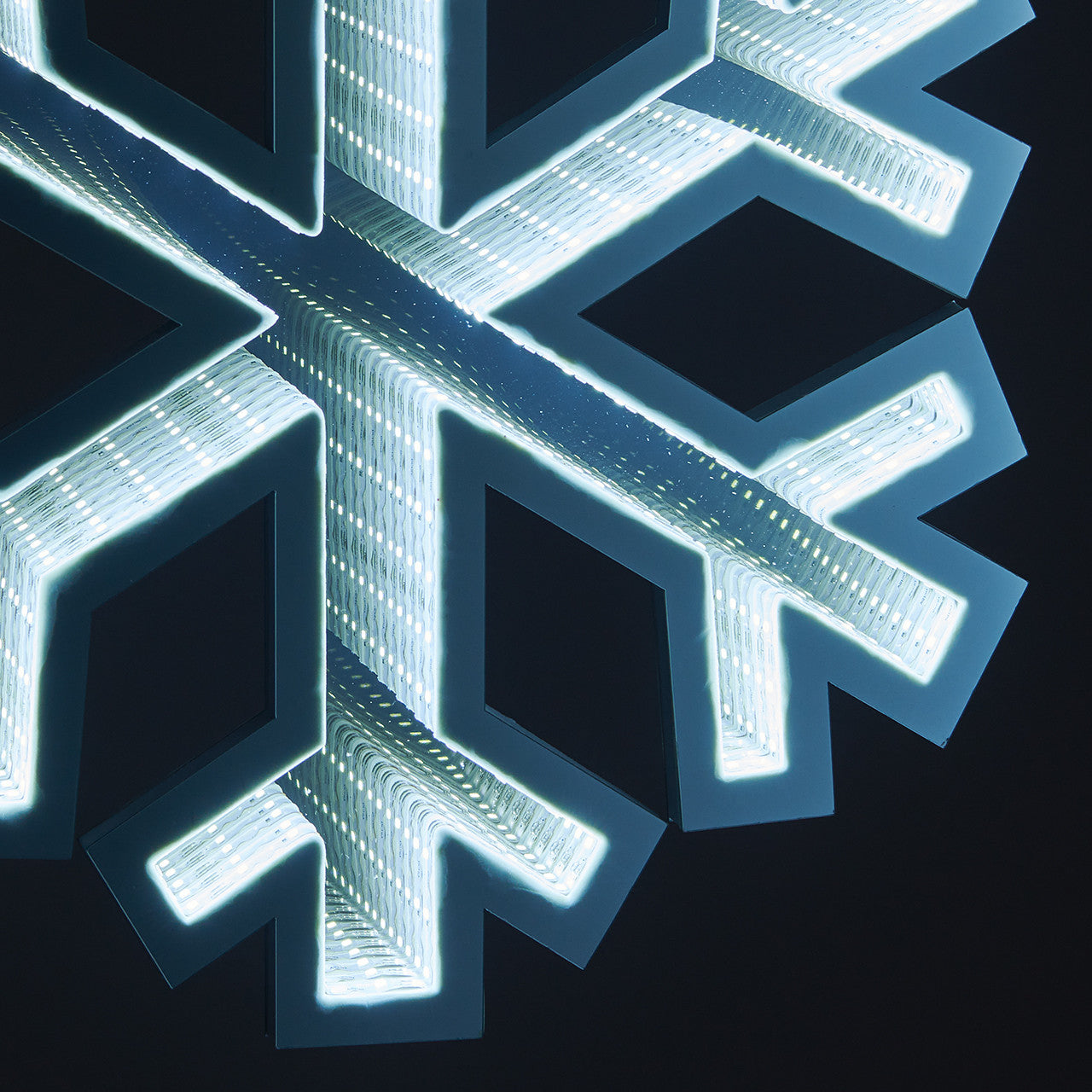 Electric Lighted Infinity Hanging Snowflake