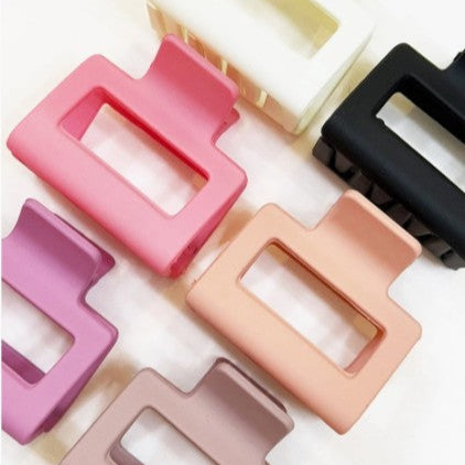 Matte Cut Out Rectangle Claw 2 Piece Set