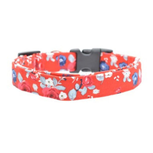Floral-patterned dog collar on a white background - Red Roses Dog Collar