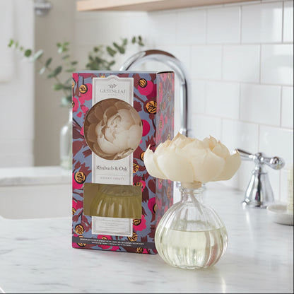 Greenleaf Rhubarb & Oak flower diffuser in a bathroom