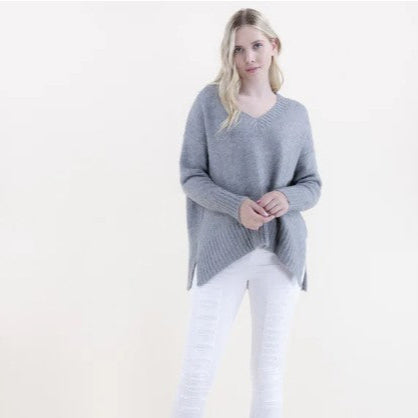 V-Neck Sweater with Ribbed Hem in Gray